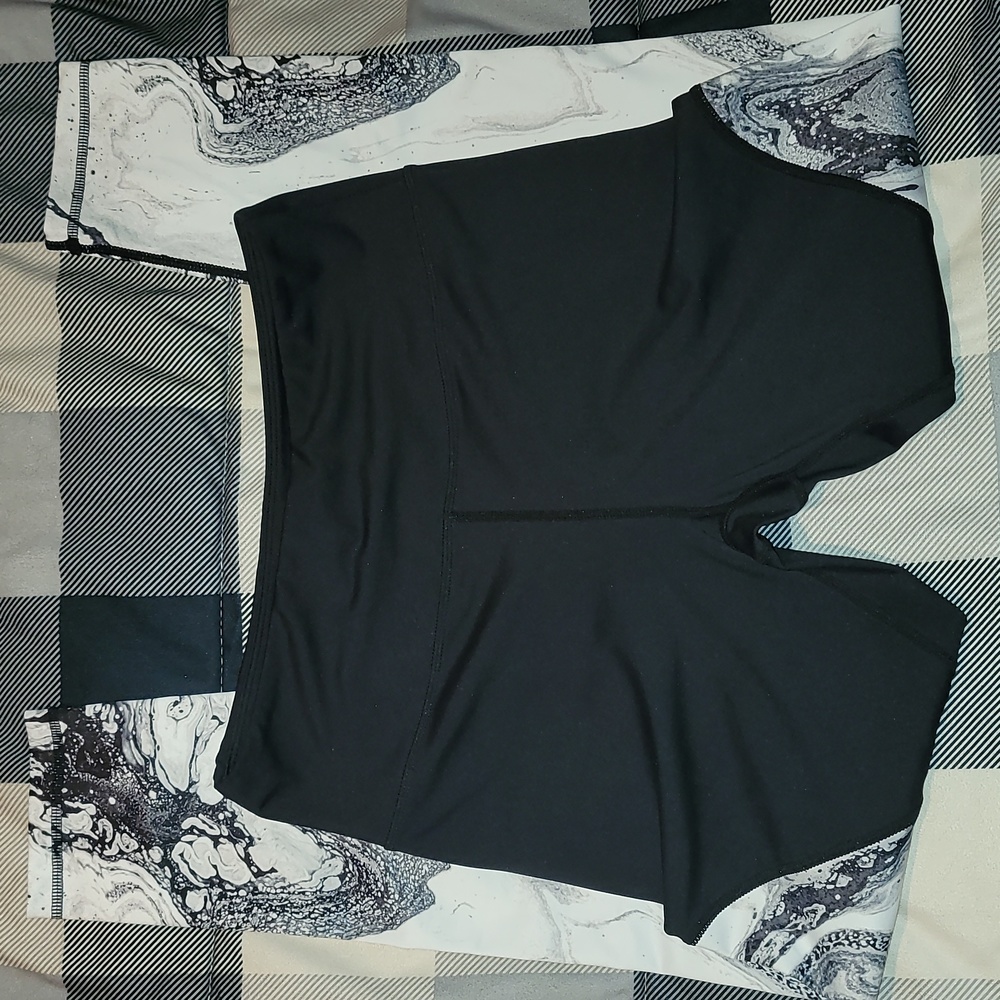 Zyia leggings